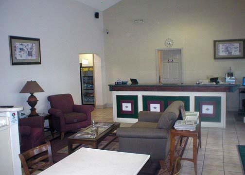 Rodeway & Hotel Haines City